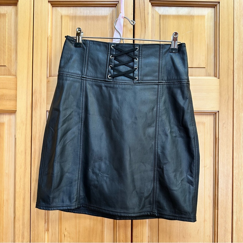 Express Black Faux Leather Lace-Up Corset Mini Skirt Size 2 #116
